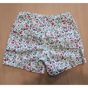 GAP Bottoms - GAP floral shorts GAP Bottoms - GAP floral shorts